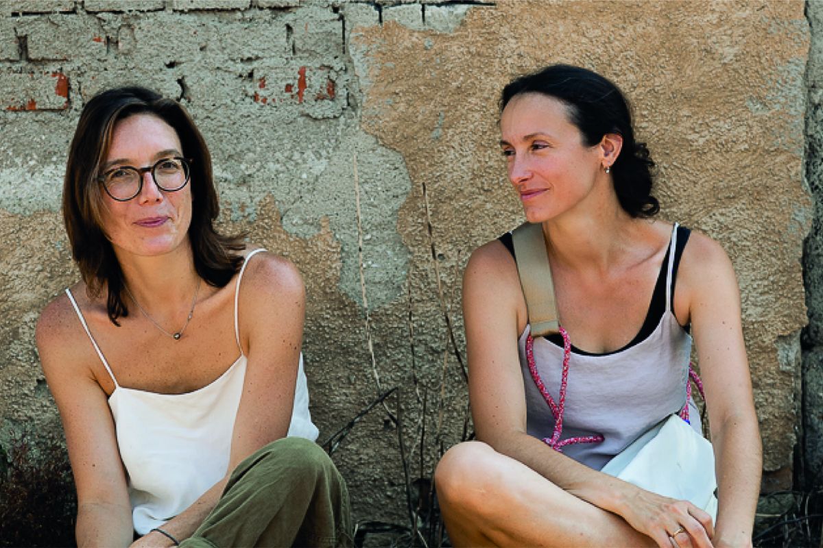 Designérky Pavla Podsedníková a Markéta Šohajová založily Airbo Bags s cílem využít již použité ale dobré materiály, jako airbagy z aut.