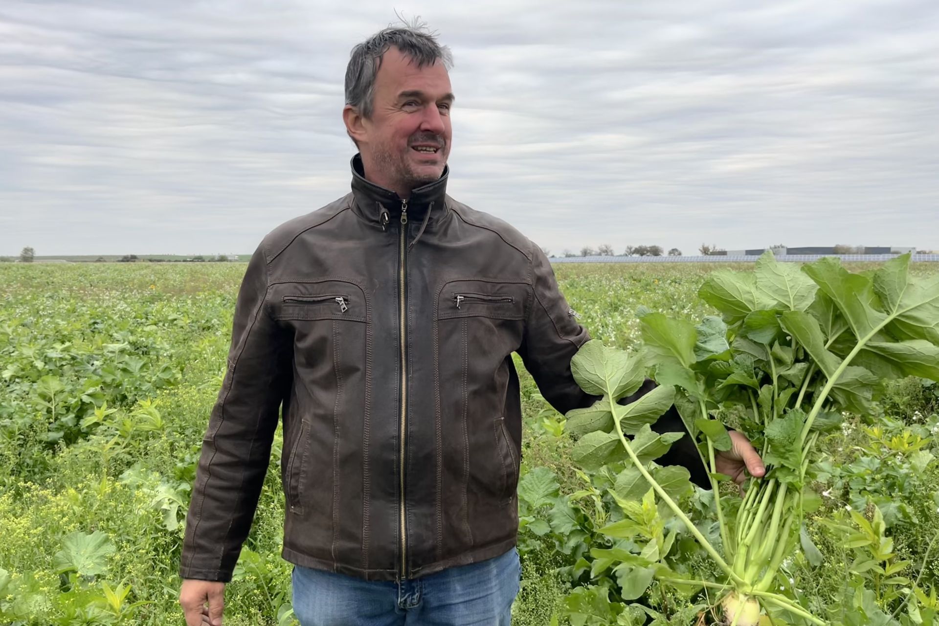 Rostislav Mátl je šéfem společnosti DVP Agro, která sídlí v jihomoravských Bratčicích a hospodaří regenerativně. Foto: poskytnuto Rostislavem Mátlem