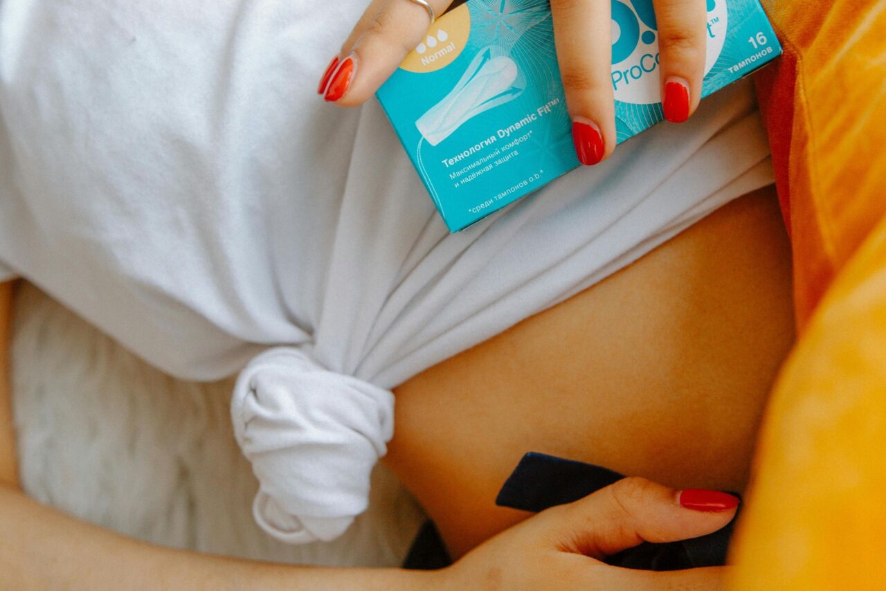 Tamponů se v tuzemsku za uplynulých 52 týdnů podle společnosti NielsenIQ prodalo 6,2 milionu kusů. Ilustrační foto: Polina Zimmerman, Pexels
