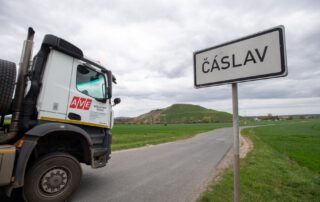 Skládka společnosti AVE CZ, která kvůli neplacení poplatků za odpady čelí trestnímu stíhání, nedaleko Čáslavi. Foto: ČTK / Vostárek Josef