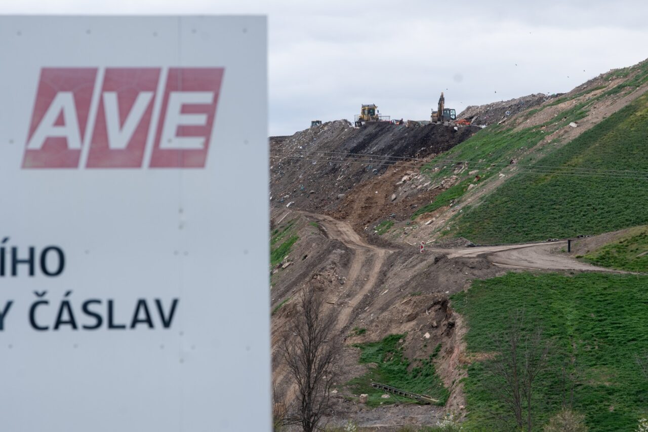 Skládka společnosti AVE CZ u Čáslavi. Foto: ČTK / Vostárek Josef