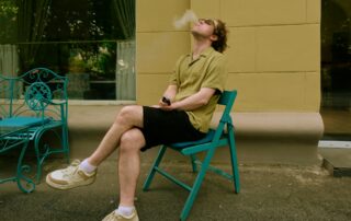 Jednorázové e-cigarety netvoří velký díl elektronického odpadu, ale obsahují cenné materiály. Foto: Andrej Lišakov, Unsplash