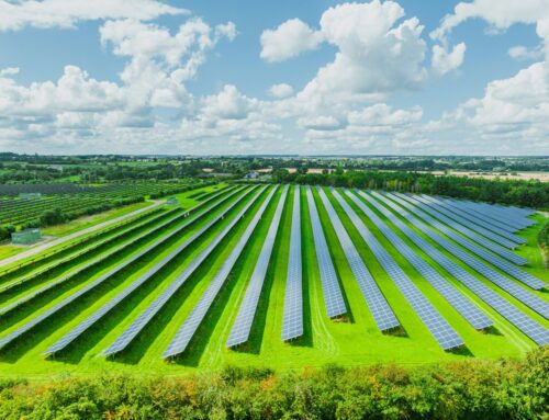 Deset bodů Dohody o čistém průmyslu. Co pomůže evropským klimatickým cílům, a co nikoli