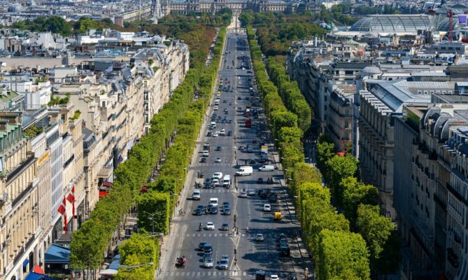 Paříž pokrývá podle European Environment Agency zeleň pouze ze 26 procent, což je jeden z nejhorších výsldků mezi evropskými hlavními městy. Foto: Getty Images
