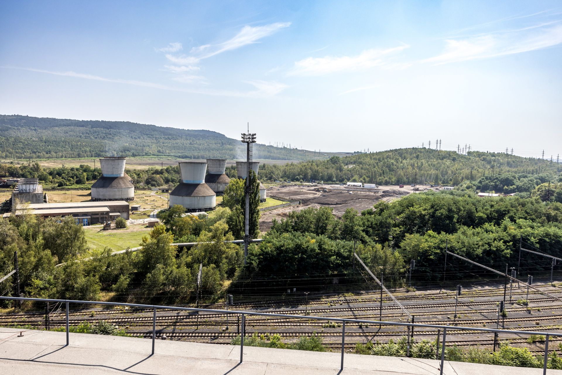 V teplárně Komořany na Mostecku se staví nová spalovna pro energetické využití odpadu (ZEVO), která za rok energeticky využije 150 tisíc tun. Foto: ČTK / Hájek Vojtěch