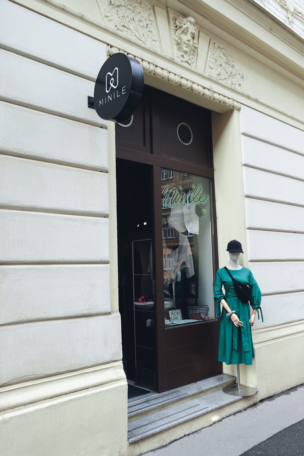 Značka Minile má kamenný obchod u pražské Stromovky a prodává i prostřednictvím e-shopu. Foto: poskytnuto Leonou Průchovou