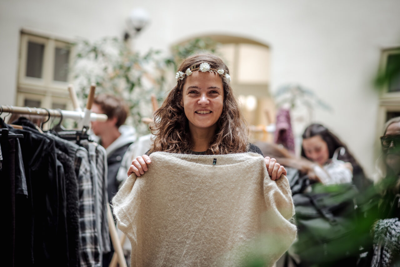 Festival se letos koná napříč desítkami různorodých lokací – od městských parků a komunitních center až po divadla či coworkingy. Foto: Kateřina Hefler, Ekonews